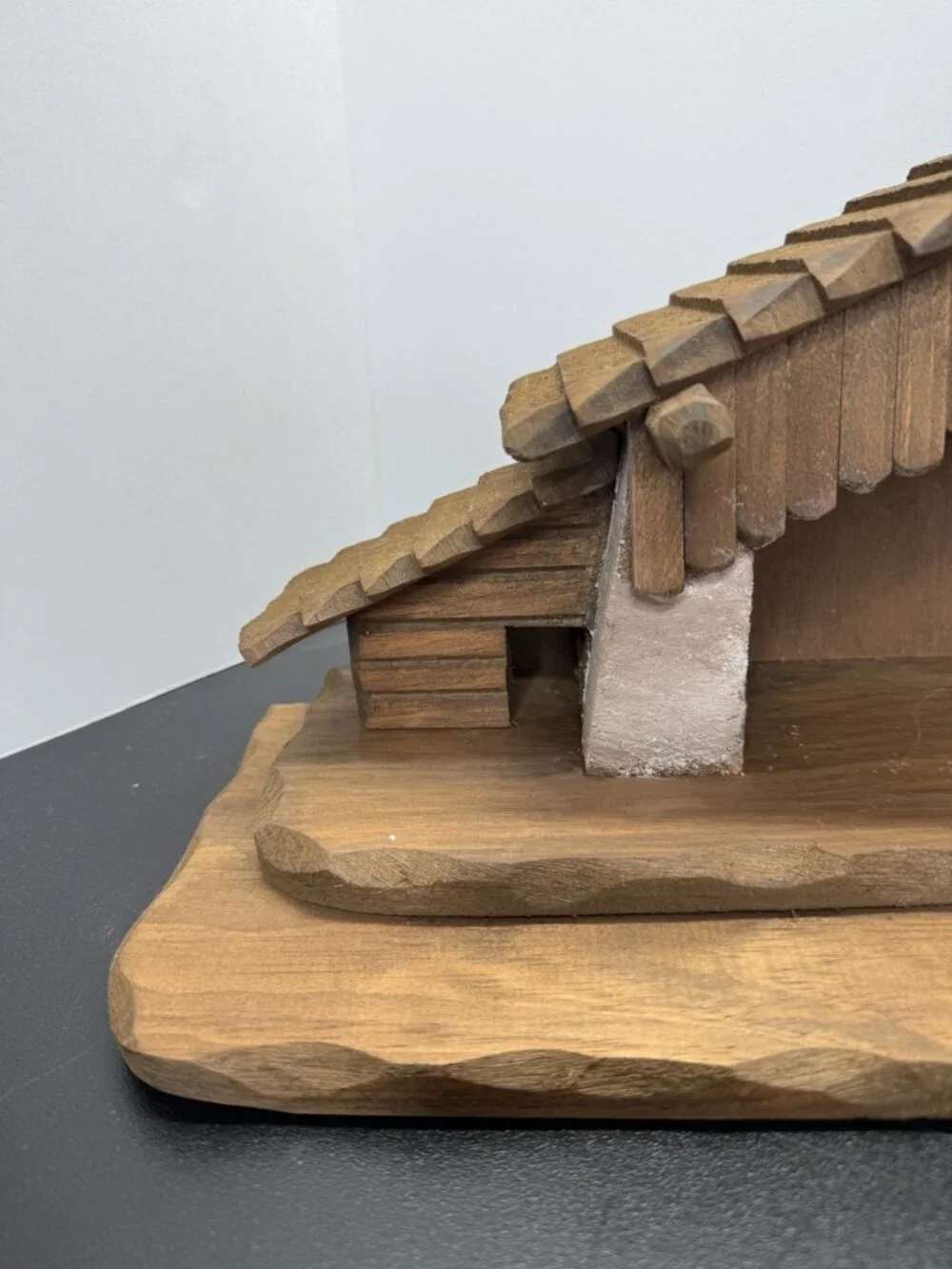 Goebel Maxcraft Nativity Stable Wood Stone Manger Scene 20” Long Made In USA